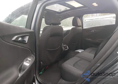 2019 Chevrolet Malibu Lt from USA, damaged, VIN 1G1ZD5ST3KF143453